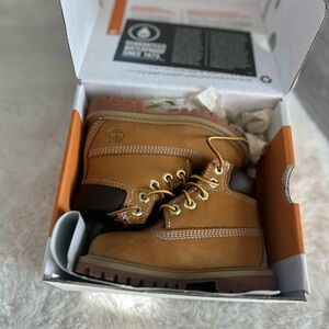 Toddler Timberland Premium 6 in Waterproof Boots – Size 7, Gently Worn with Box